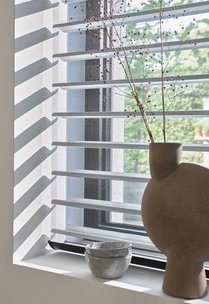 Luxaflex® Silhouette® shades